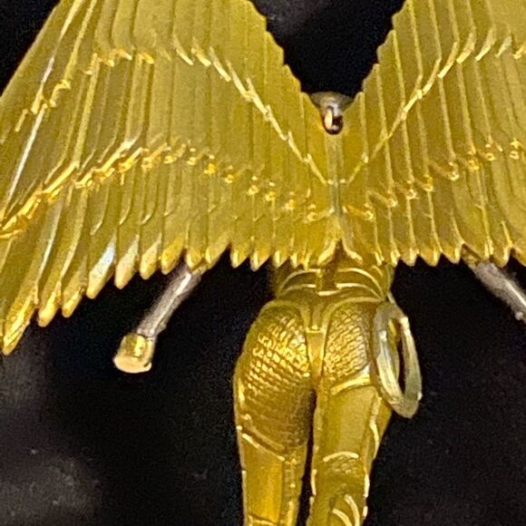 HALLMARKāOrnamentā2020āWW84Ā KeepsakeāWONDERāWOMANāPrincessāDiana - Picture 5 of 6